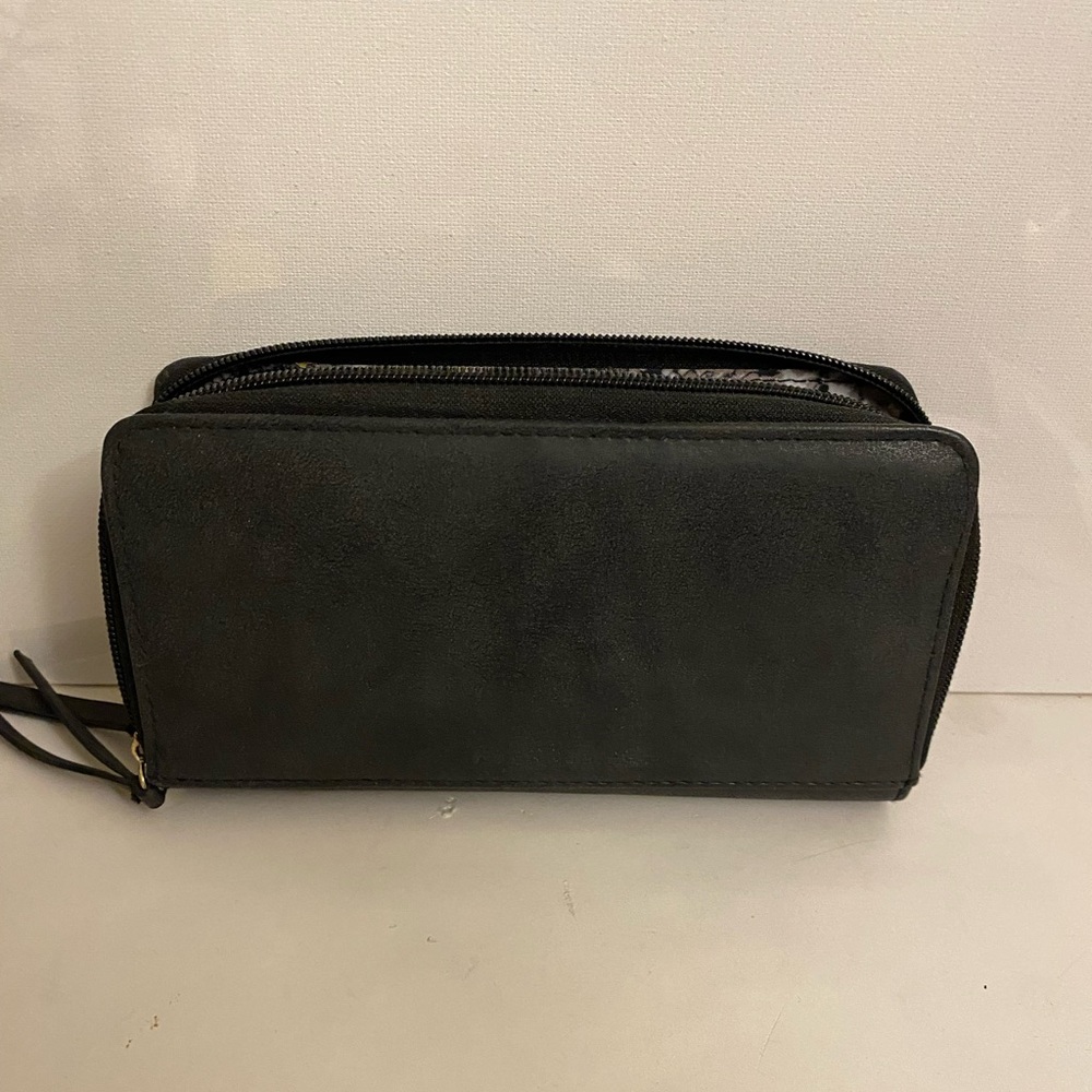 Nicole Miller Black Wallet - Picture 4 of 5